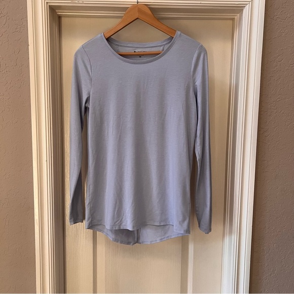 Athleta Essence Semi Fit Long Sleeve Top Blue Women's XS - Picture 4 of 13